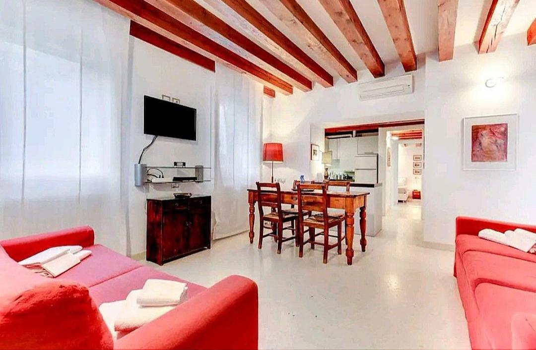 Pergola Apartment - Beautiful And Cozy Space On The Water Венеция Екстериор снимка